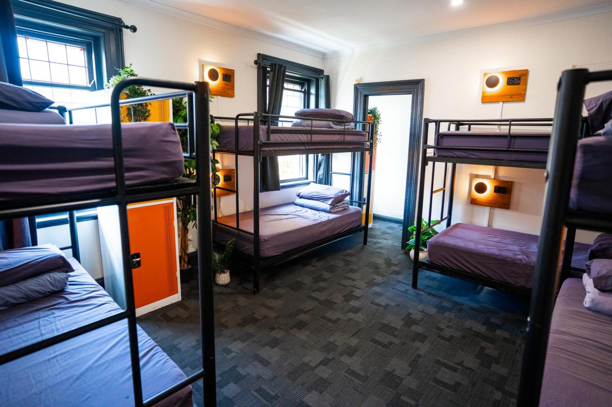 Mad Monkey Kings Cross (Adults Only) Hostel Sydney Bagian luar foto